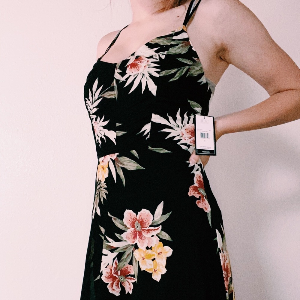 Volcom Dress NWT